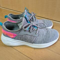 SKECHERS グレー ピンク スニーカー　24cmの画像