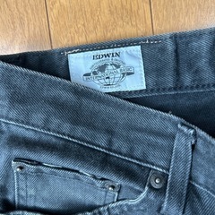 エドウィン　美品！ブラックジーンズウエスト82cmほどの画像