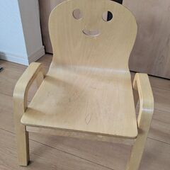 ストッケ　ホワイト　オマケ付きの画像