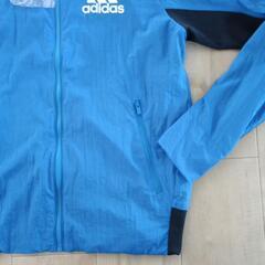 新品★adidas　定価9000円★薄手ナイロンジャケットの画像
