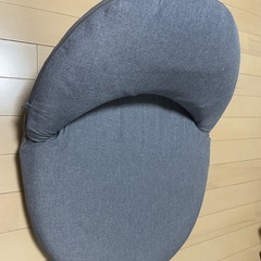 座椅子(ニトリ)の画像