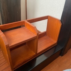 木製棚の画像