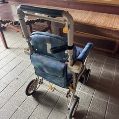 シルバーカーの画像