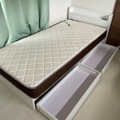 収納付きシングルベッド  マットレス付きの画像