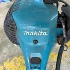 マキタ草刈り機の画像