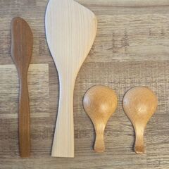 未使用　キッチングッズ　広島　ひのき　桑　しゃもじ　バターナイフ　茶葉スプーンの画像