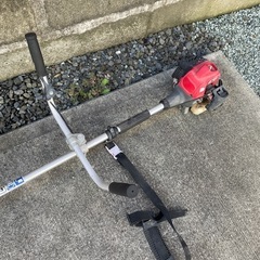 お話中　TANAKA　草刈り機　中古の画像