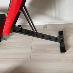ダンベル、トレーニングベンチの画像