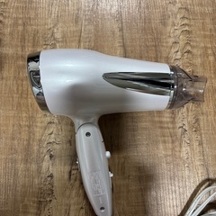 ドライヤー 大容量 KOIZUMI KHD-1385 の画像