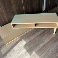 テレビボードの画像