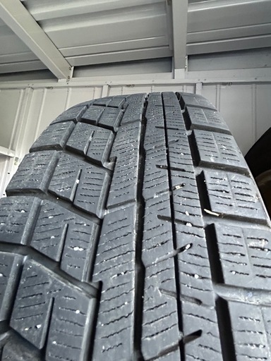 195/65R15 スタッドレスタイヤ　4本
