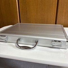 アルミ、ハードケース　　の画像
