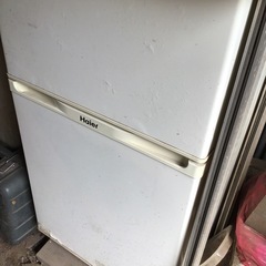 無料であげます⚪︎屋外用冷蔵庫【冷凍庫付】の画像