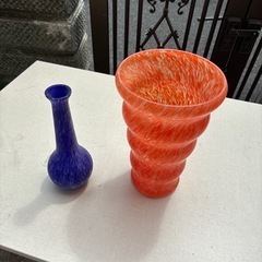 ガラス　花瓶
の画像