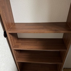 本棚　組み立て　天井固定可能の画像