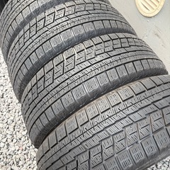 215/60/16冬ヨコハマの画像