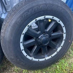 18インチ　ウルトラ　pcd150 5穴　タイヤホイールセットの画像