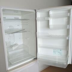 冷蔵庫 365L Panasonic製の画像