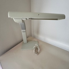 デスク用ライトの画像