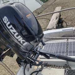 レジャーボート フラットデッキ(9.9馬力船外機付き)の画像