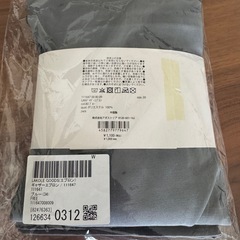 【新品】ワンピースのようなふんわりした雰囲気のエプロンの画像