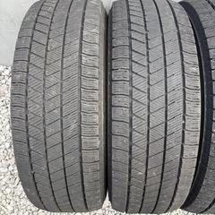 205/65/16冬VRX3の画像