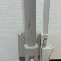 アイリスオーヤマ　スティック掃除機
の画像