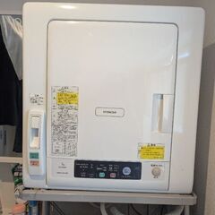 (お譲り先見つかりました)日立乾燥機とラックの画像