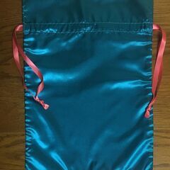 新品・未使用 サテン 巾着袋の画像