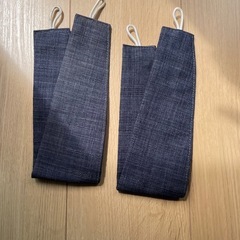 ニトリ の 中古遮光カーテン　紺色の画像