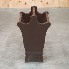 ≪zyt2398ジ≫ 飛騨産業 マガジンラック 現状品 アンティーク調/ヴィンテージ家具/木製家具/穂高/キツツキ/レトロ/中古家具/宮城県仙台市 70806-11の画像