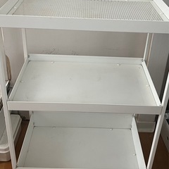 IKEA 3段　ホワイト　キャスター付きワゴン　カートラックの画像