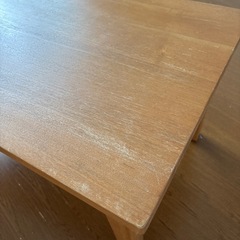 【無料】木製テーブルの画像