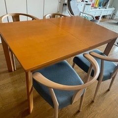 ダイニングテーブル　※椅子は付きませんの画像