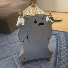 不思議の国のアリス時計の画像