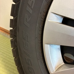 PIRELLI スタッドレスタイヤ　ホイル付　195/65 R15 91Qの画像