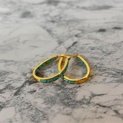 ピアス　両耳　ターコイズ 風　フープピアス トルコ ハワイアンジュエリーの画像