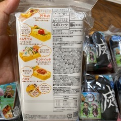 まとめ売り　鬼滅の刃　弁当箱 セット アニメキャラクターの画像