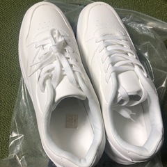 運動靴　新学期に　新品未使用の画像