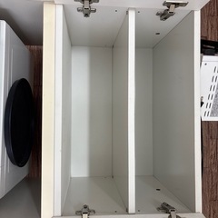 食器棚の画像