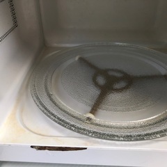 COMFEE 電子レンジ　CF-AM 171-6 2020年製 TO081301 ※庫内にシミやサビが有ります。の画像