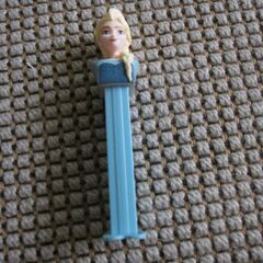 ペッツ（ＰＥZ）等、お菓子のおもちゃ？空き箱の画像
