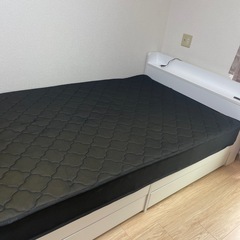 セミダブル　ベッドの画像