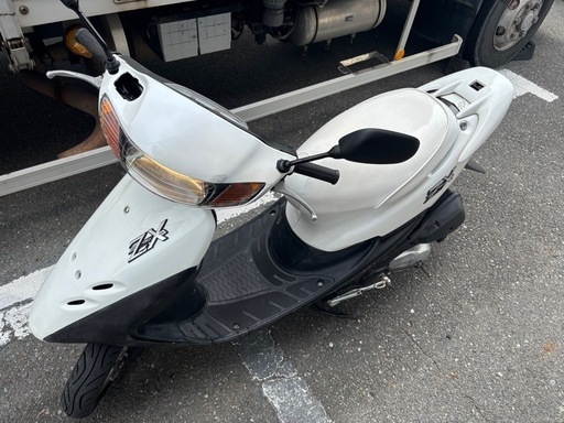 商談中、値引き！なんと4万！早い者勝ち！ ライブディオ　ZX仕様　タイヤ新品