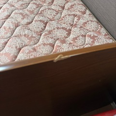 ベッド　セミダブル　配送可の画像