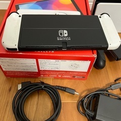 Nintendo Switch 有機ELモデル ホワイト 付属品ありの画像