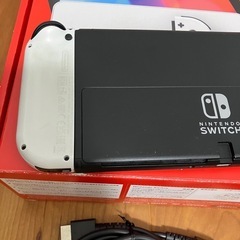 Nintendo Switch 有機ELモデル ホワイト 付属品ありの画像