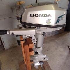 ホンダ船外機5馬力　ボート　エンジンの画像