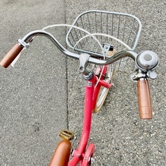シンプルスタイルAicle18インチキッズ自転車の画像