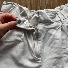 H&M ショートパンツ リネンブレンドの画像